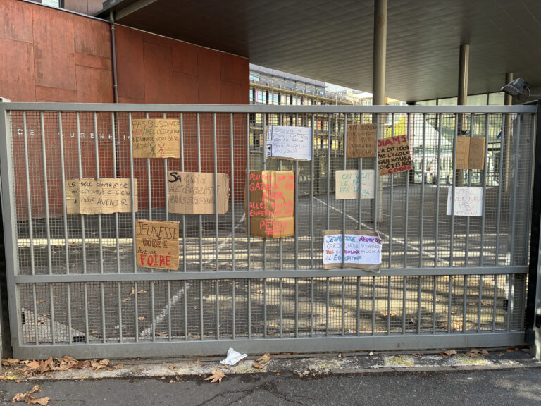 À Issy, le lycée Eugène Ionesco se mobilise !